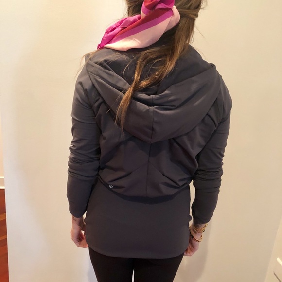 RARE  Lululemon Zip-Up Fitted Stretch Jacket Rare - Picture 6 of 7
